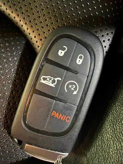 2023 Jeep Cherokee Trailhawk