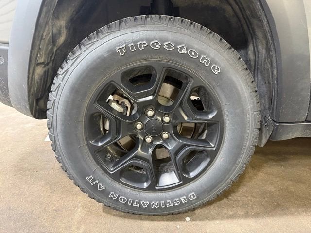 2023 Jeep Cherokee Trailhawk