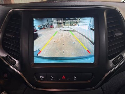 2023 Jeep Cherokee Trailhawk