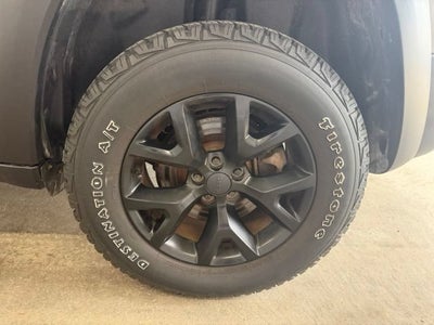 2017 Jeep Cherokee L Plus Pkg