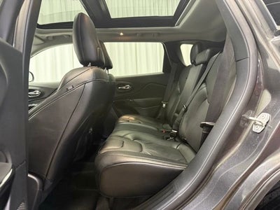 2023 Jeep Cherokee Altitude Lux