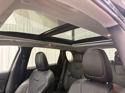 2023 Jeep Cherokee Altitude Lux