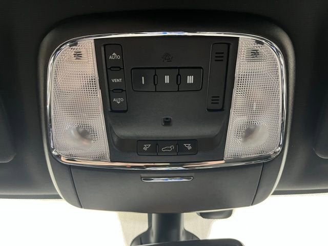 2018 Jeep Grand Cherokee Sterling Edition