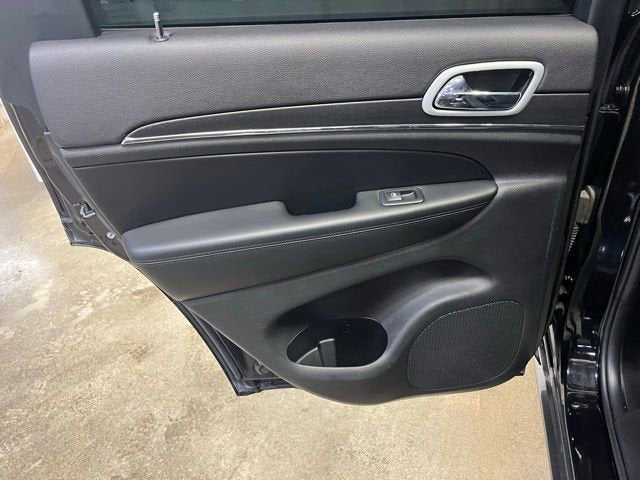 2018 Jeep Grand Cherokee Sterling Edition