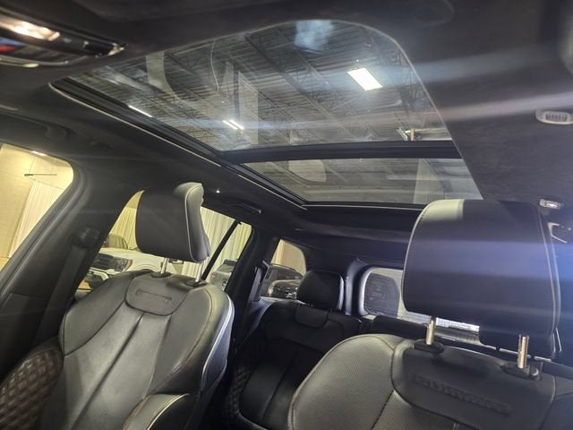 2022 Jeep Grand Cherokee Summit Reserve
