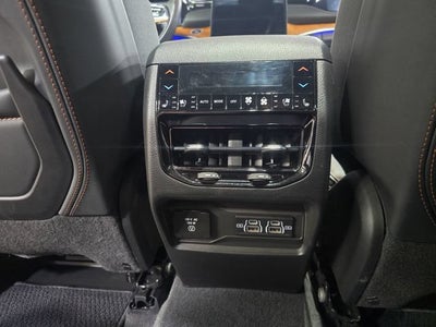 2022 Jeep Grand Cherokee Summit Reserve