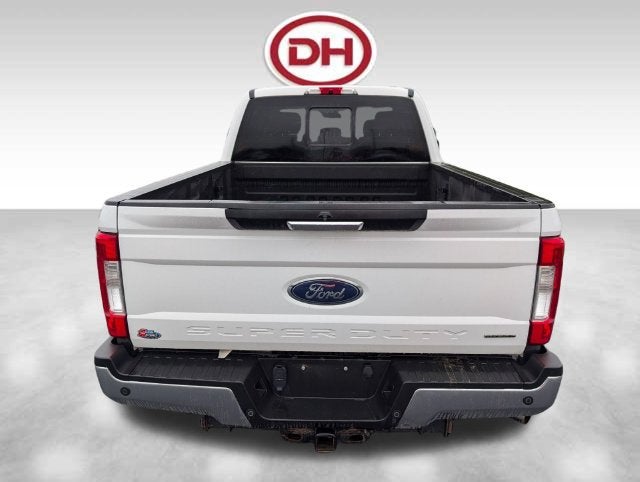 2017 Ford Super Duty F-250 SRW Lariat