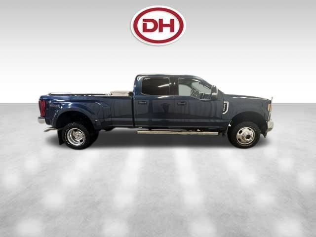 2017 Ford Super Duty F-350 DRW Lariat