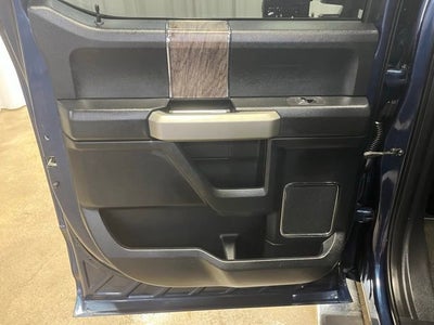 2017 Ford Super Duty F-350 DRW Lariat