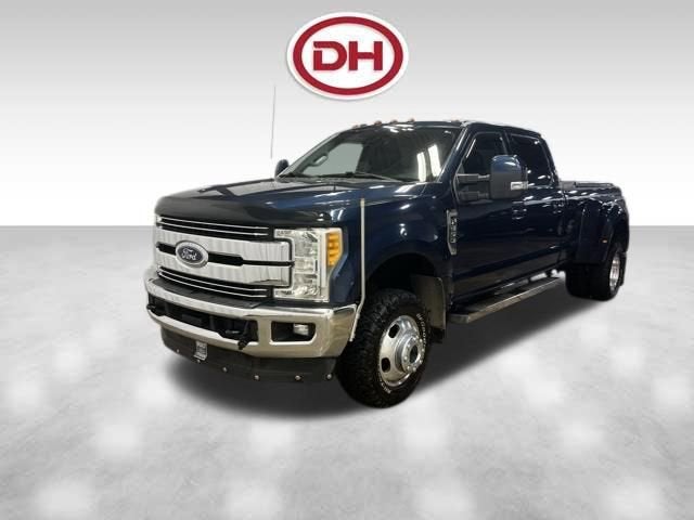 2017 Ford Super Duty F-350 DRW Lariat