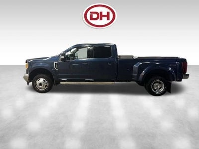 2017 Ford Super Duty F-350 DRW Lariat