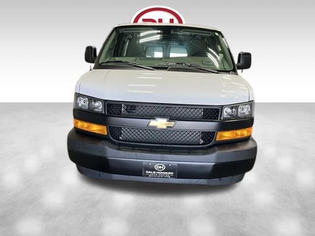2026 Chevrolet Express Cargo 1WT