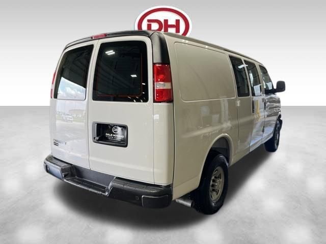 2026 Chevrolet Express Cargo 1WT