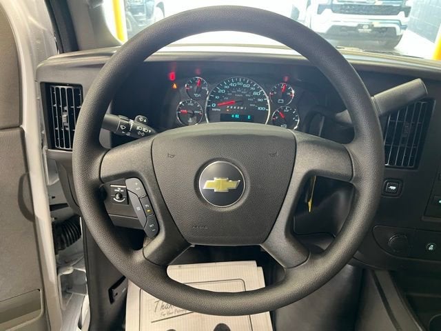 2026 Chevrolet Express Cargo 1WT