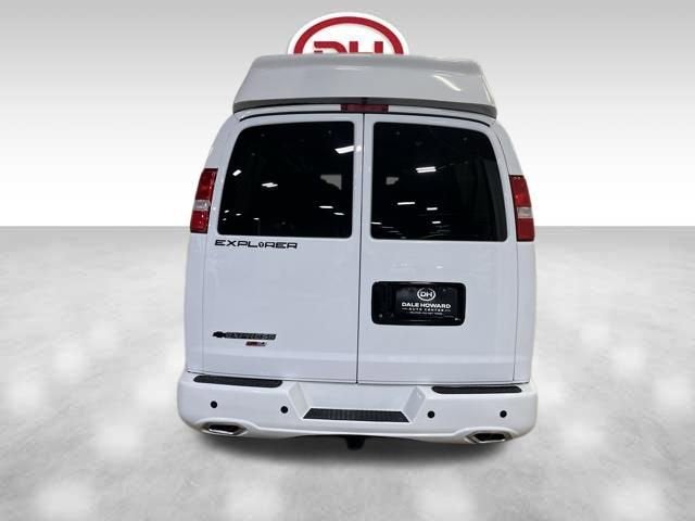 2026 Chevrolet Express Cargo WT