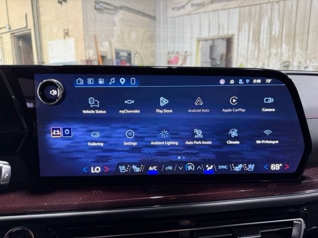 2027 Chevrolet Traverse RS
