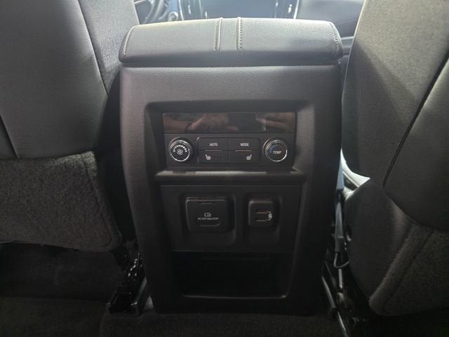2022 Chevrolet Traverse High Country