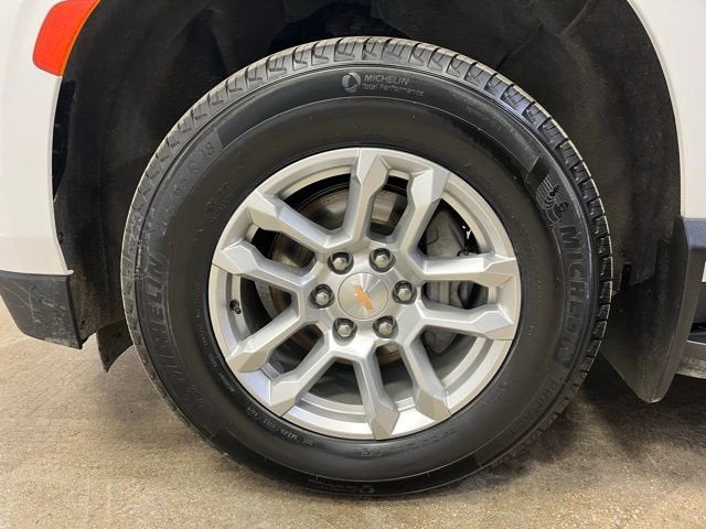 2022 Chevrolet Suburban LS