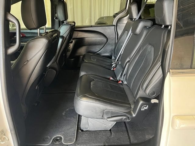 2020 Chrysler Pacifica Touring L Plus 35th Anniversary