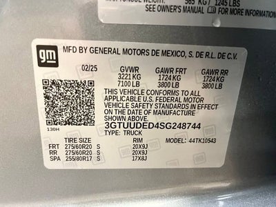 2025 GMC Sierra 1500 SLT