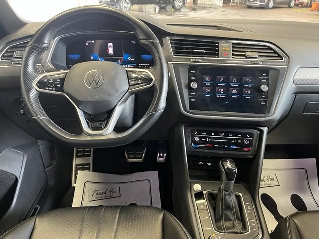 2023 Volkswagen Tiguan SE R-Line Black