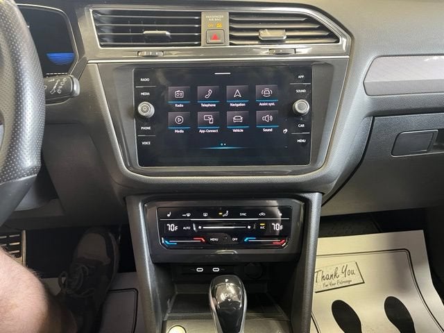 2023 Volkswagen Tiguan SE R-Line Black
