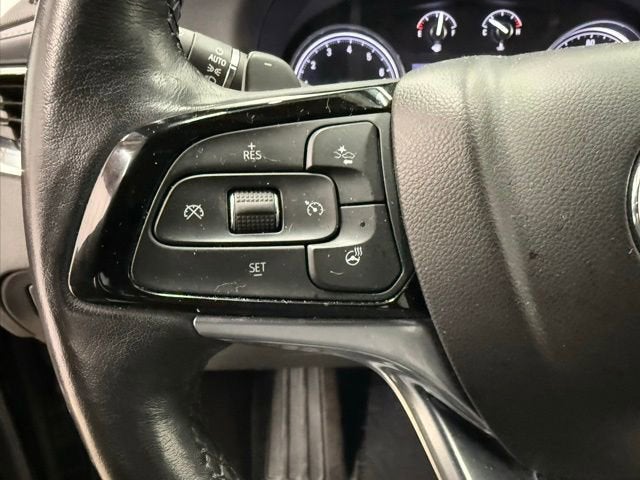 2022 Buick Enclave Essence