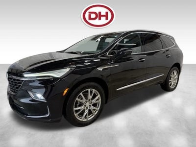 2022 Buick Enclave Essence