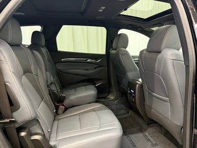 2022 Buick Enclave Essence