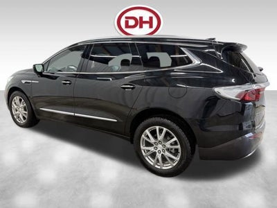 2022 Buick Enclave Essence