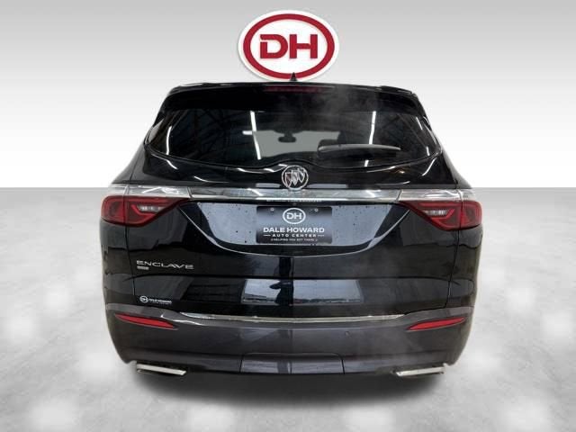 2022 Buick Enclave Essence