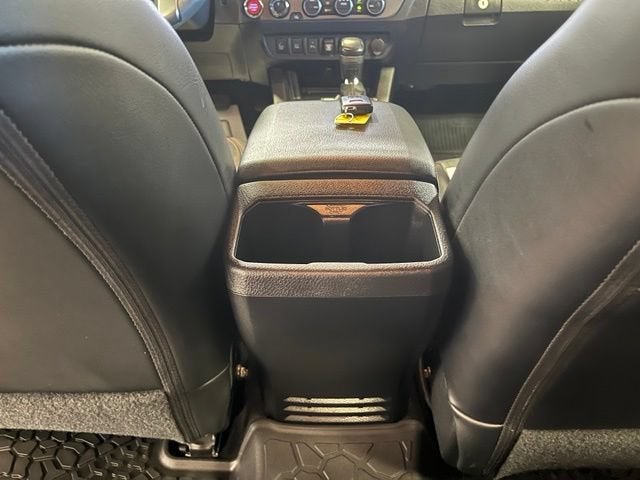 2021 Toyota Tacoma 4WD SR