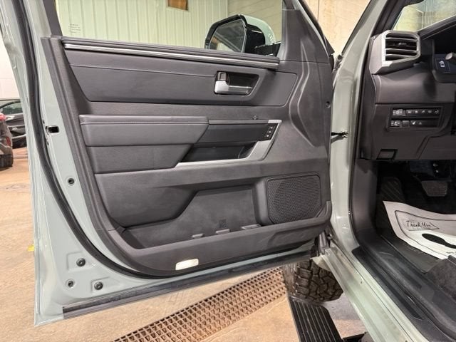 2025 Toyota Tundra 4WD Platinum Hybrid
