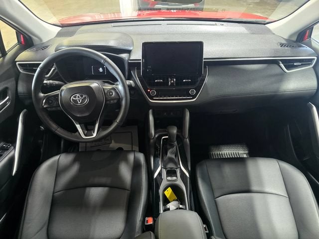 2024 Toyota Corolla Cross XLE