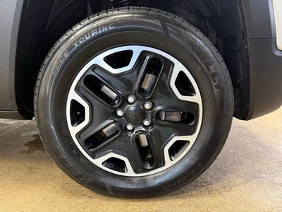 2017 Jeep Renegade Trailhawk